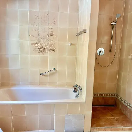 Dreamy At Woerthersee - & Hill Views Apartment